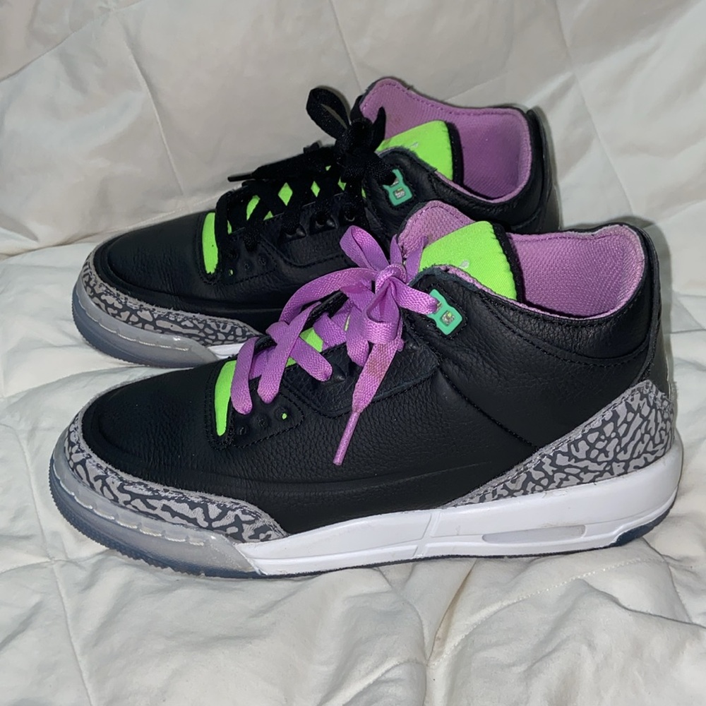 Like new Nike Air Jordan 3 Retro GS Youth Kids Shoes Electric Green